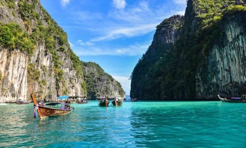 TAL-koh-phi-phi-PLACESTHAILAND1023-09b9d347b3cd4844b4ae19e4e06a9a6d